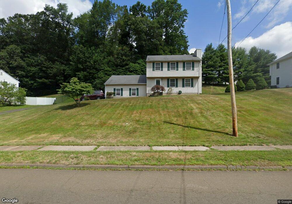 102 Kondracki Ln, Wallingford, CT 06492 - photo 1