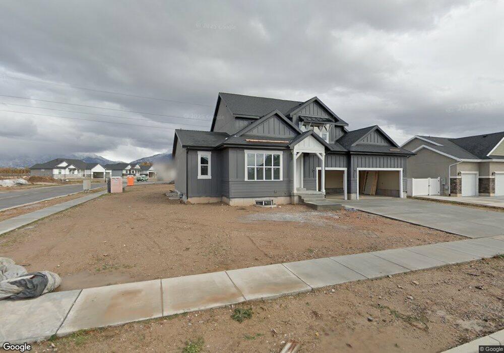 569 S Austrian Pine Dr, Layton, UT 84041 - photo 1