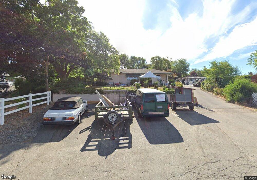 580 7th St NE, East Wenatchee, WA 98802 - photo 1