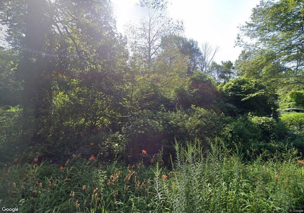 302 Niles Rd, New Hartford, CT 06057 - photo 1