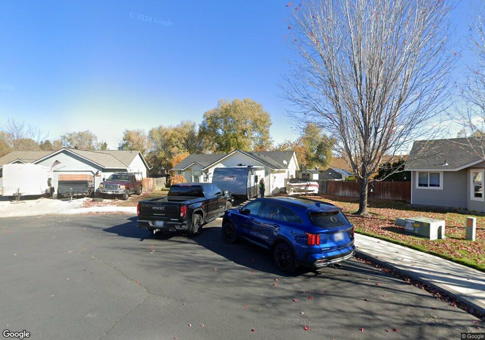 2828 SW 26th Ct, Redmond, OR 97756 - photo 1