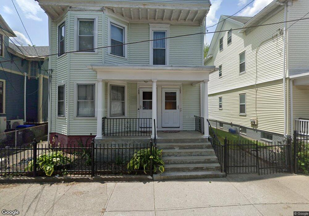 109 Vinton St unit 3rd flr, Providence, RI 02909 - photo 1