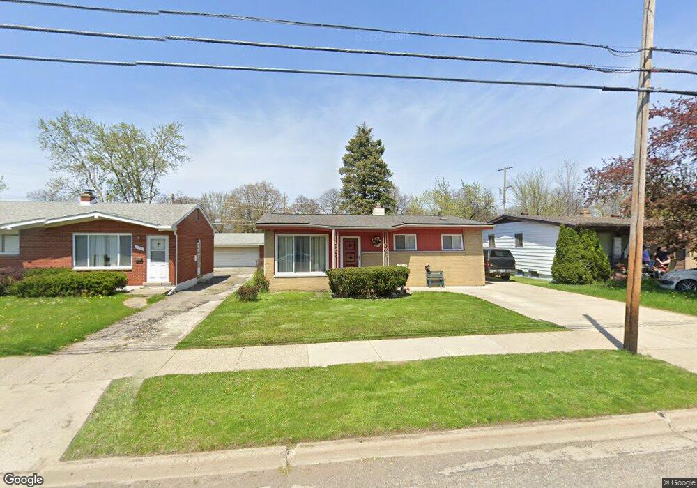 813 E Hemphill Rd, Flint, MI 48507 - photo 1