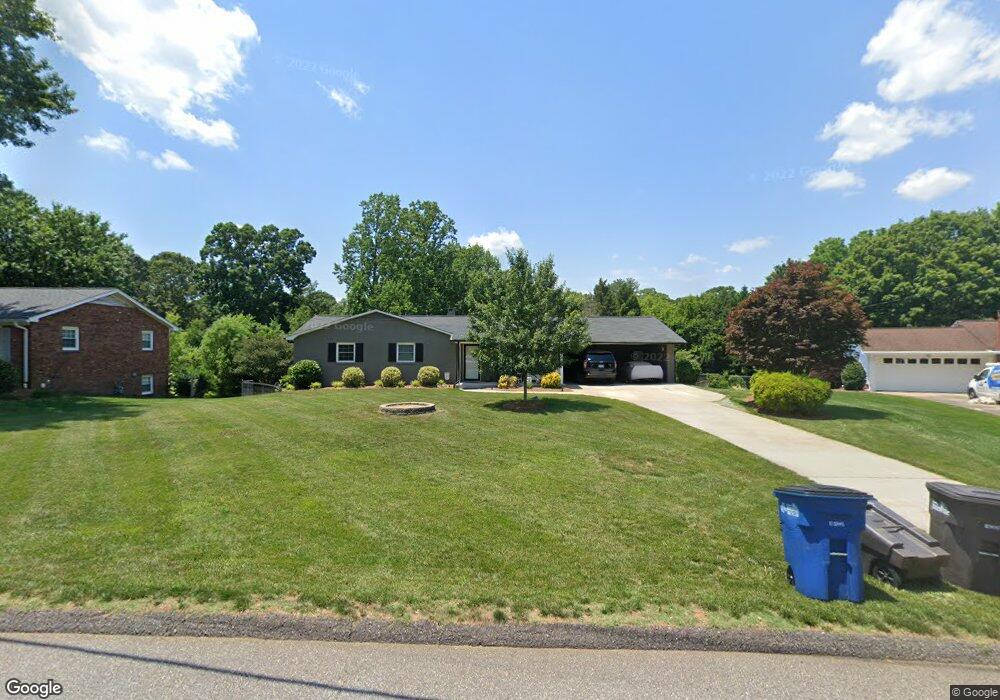 901 Valley St, Statesville, NC 28677 - photo 1