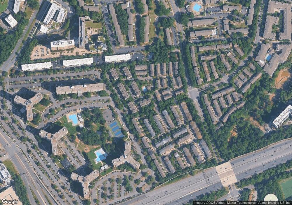 4652 Lambert Dr unit 4652, Alexandria, VA 22311 - photo 1