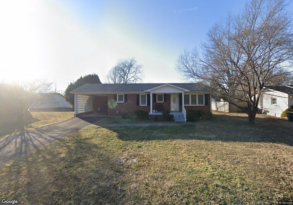 111 Robin Dr, Portland, TN 37148 - photo 1