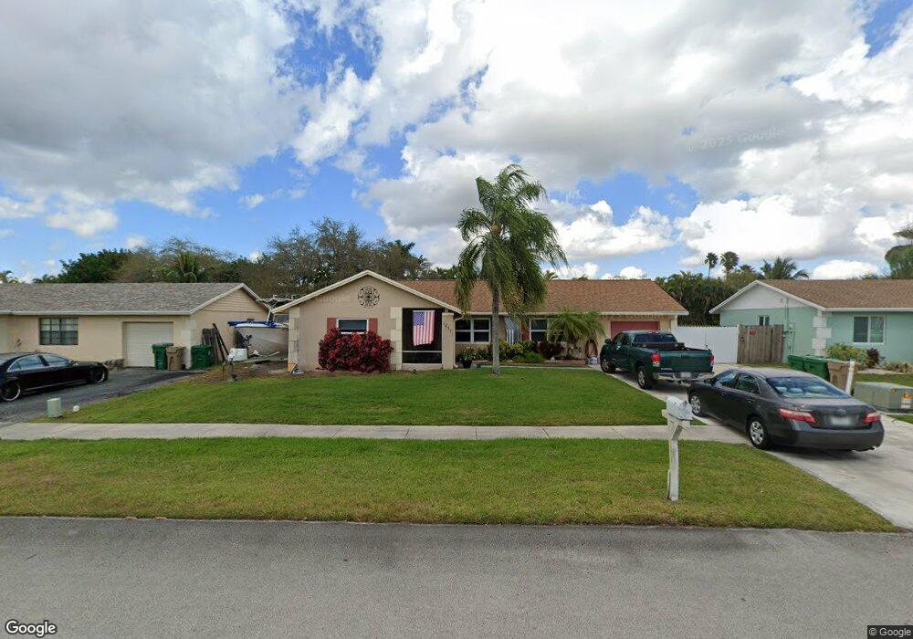 12531 SW 10th Ct, Davie, FL 33325 - photo 1