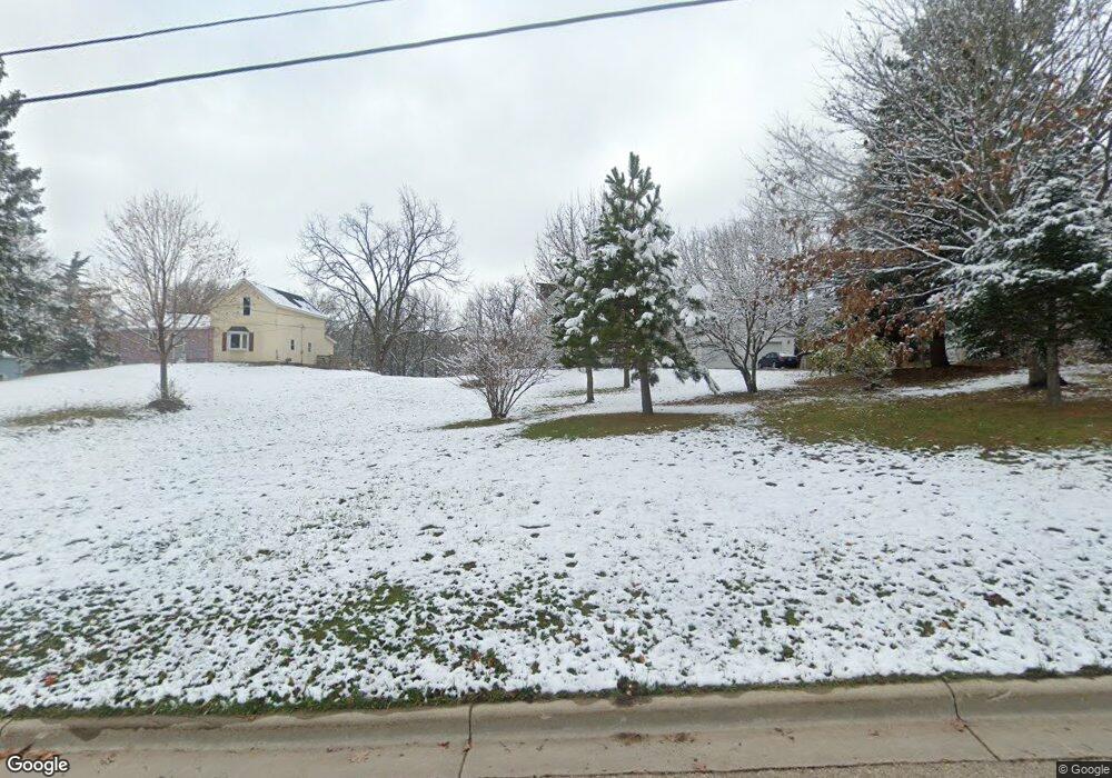 466 Allen St, Ionia, MI 48846 - photo 1