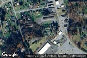 502 Woodlawn Dr, Summersville, WV 26651