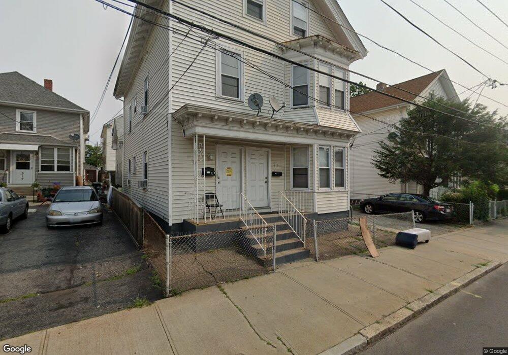 313 Weeden St, Pawtucket, RI 02860 - photo 1