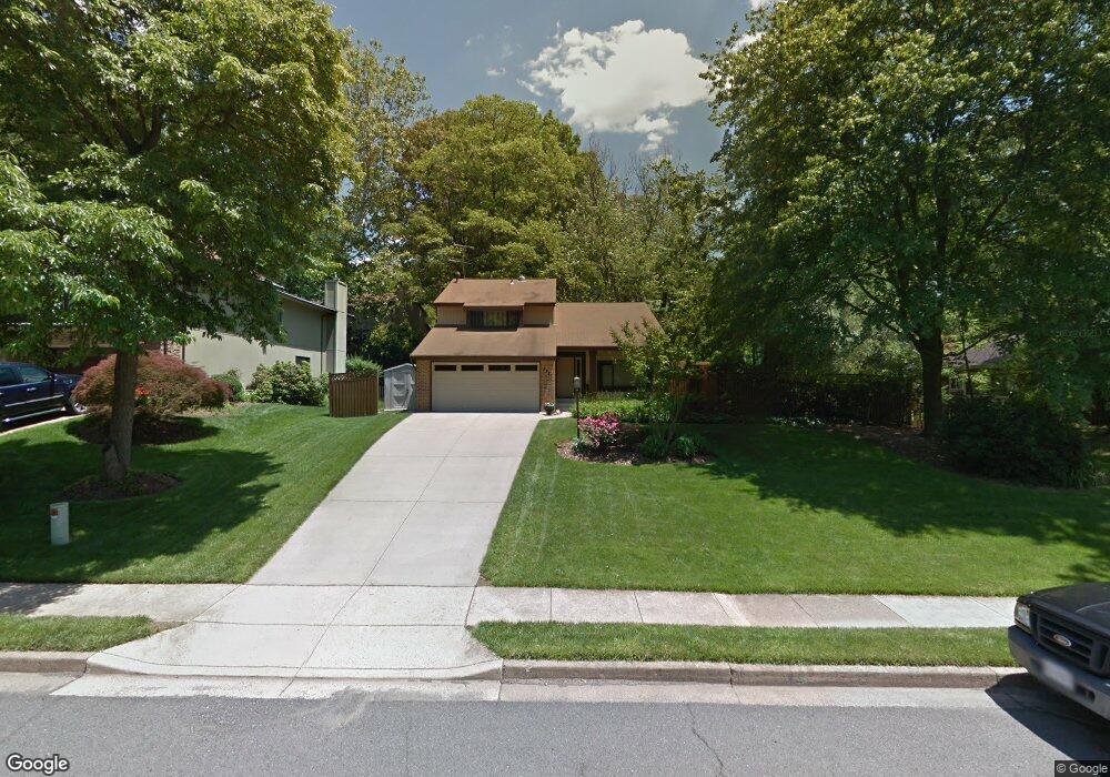 5357 Sideburn Rd, Fairfax, VA 22032 - photo 1