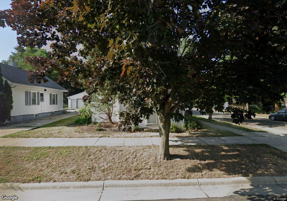 817 11th Ave SW, Austin, MN 55912 - photo 1