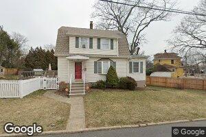 24 Edgegrove St, Edison, NJ 08837