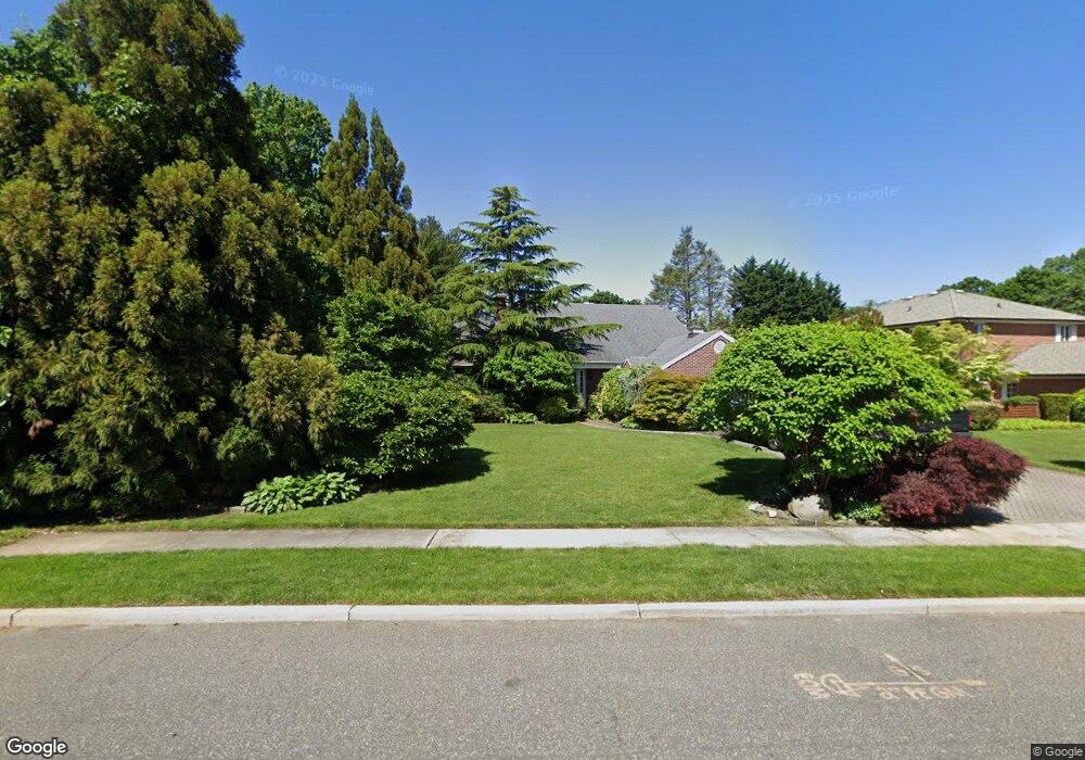 261 Mayfair Ave, Garden City, NY 11530 - photo 1