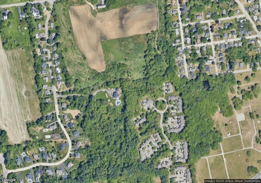 10 Kings Ransom Ln, Bedford, NH 03110 - photo 1