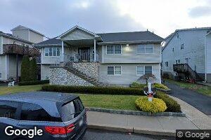 82 N Garfield Dr, Spring Valley, NY 10977