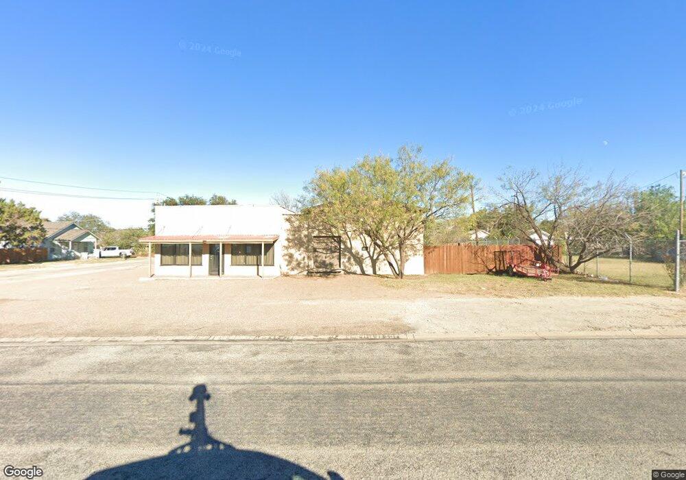 105 W 16th St, Big Spring, TX 79720 - photo 1