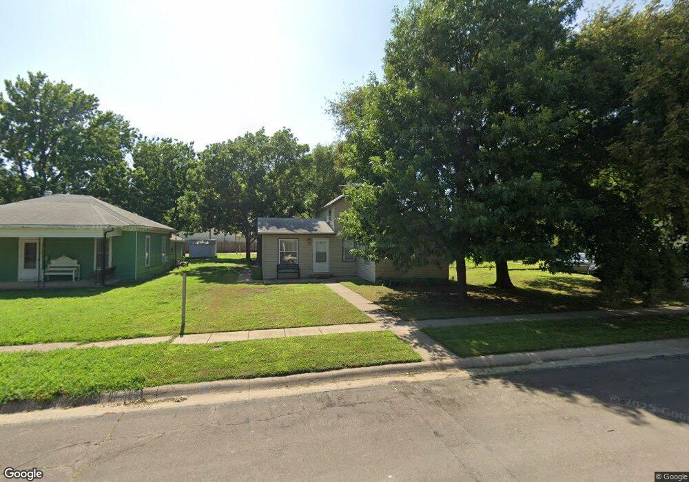 127 S 3rd St, Colwich, KS 67030 - photo 1