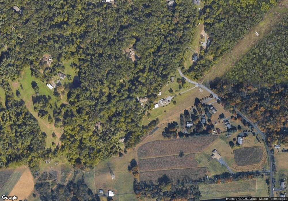 19 Millet Ln, Mohnton, PA 19540 - photo 1