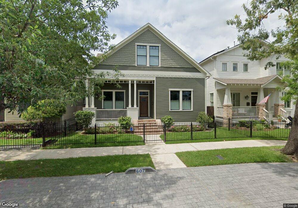 607 E 7th 1/2 St, Houston, TX 77007 - photo 1