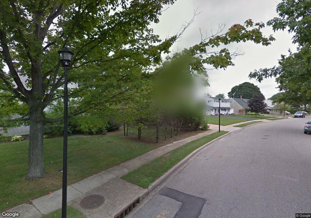 46 Return Ln, Levittown, NY 11756 - photo 1