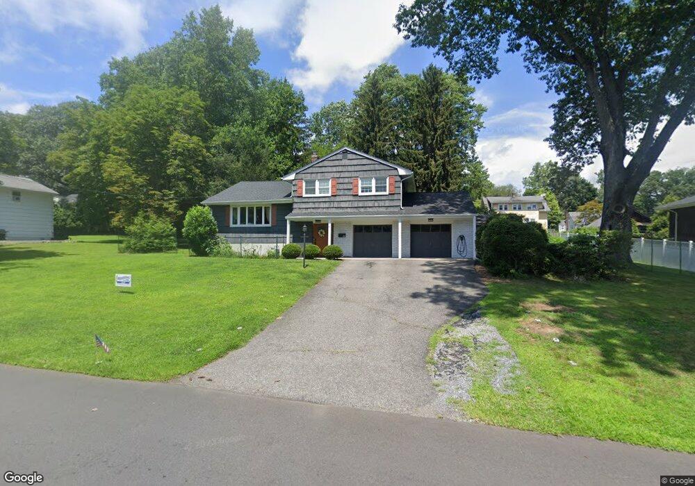 61 Campbell Ave, Woodcliff Lake, NJ 07677 - photo 1