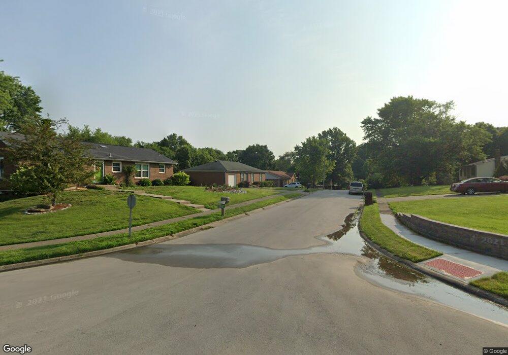 304 Bates Dr, Charlestown, IN 47111 - photo 1