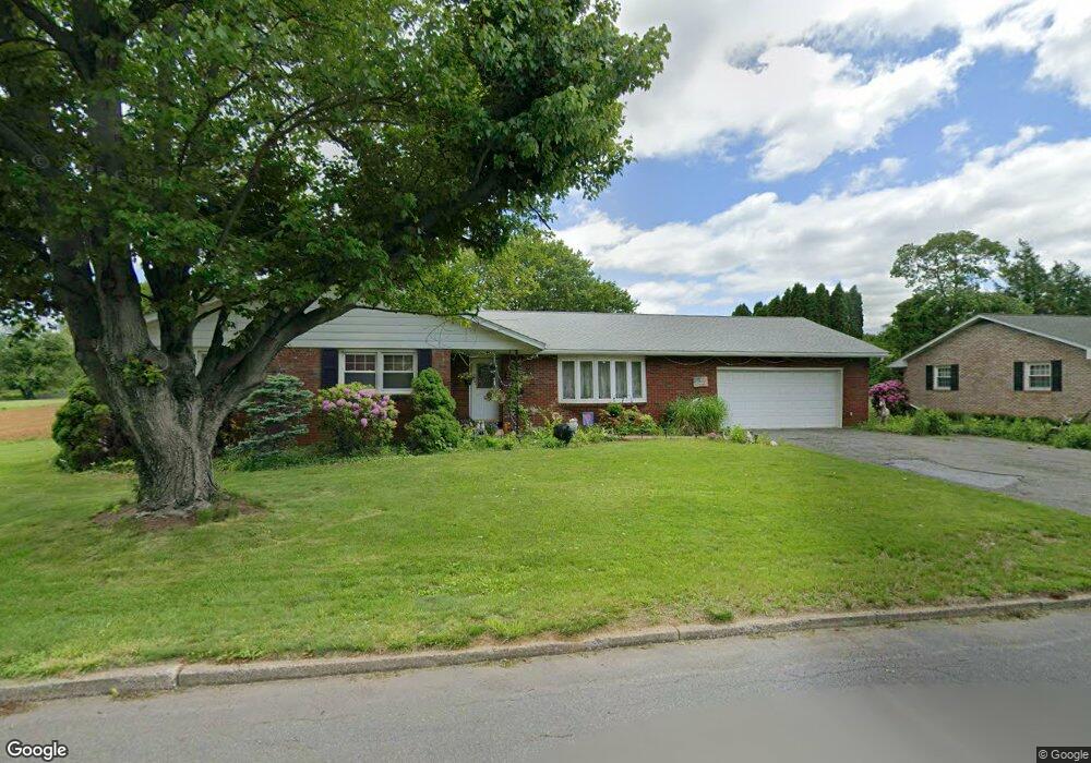 131 N Main St, Alburtis, PA 18011 - photo 1