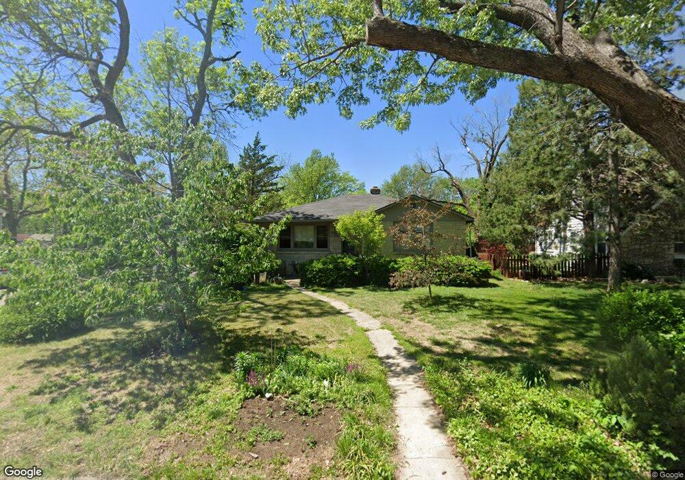 1147 SW Wayne Ave, Topeka, KS 66604 - photo 1
