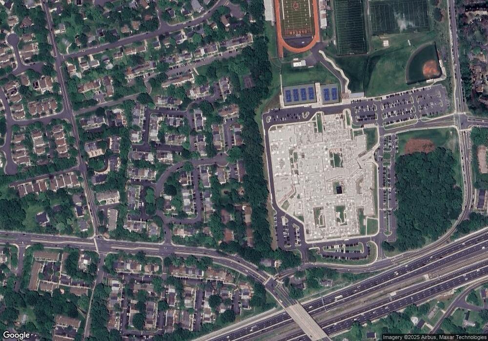 2947 Waterford Ct, Vienna, VA 22181 - photo 1