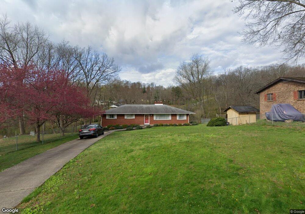 954 Midway Dr, Dunbar, WV 25064 - photo 1
