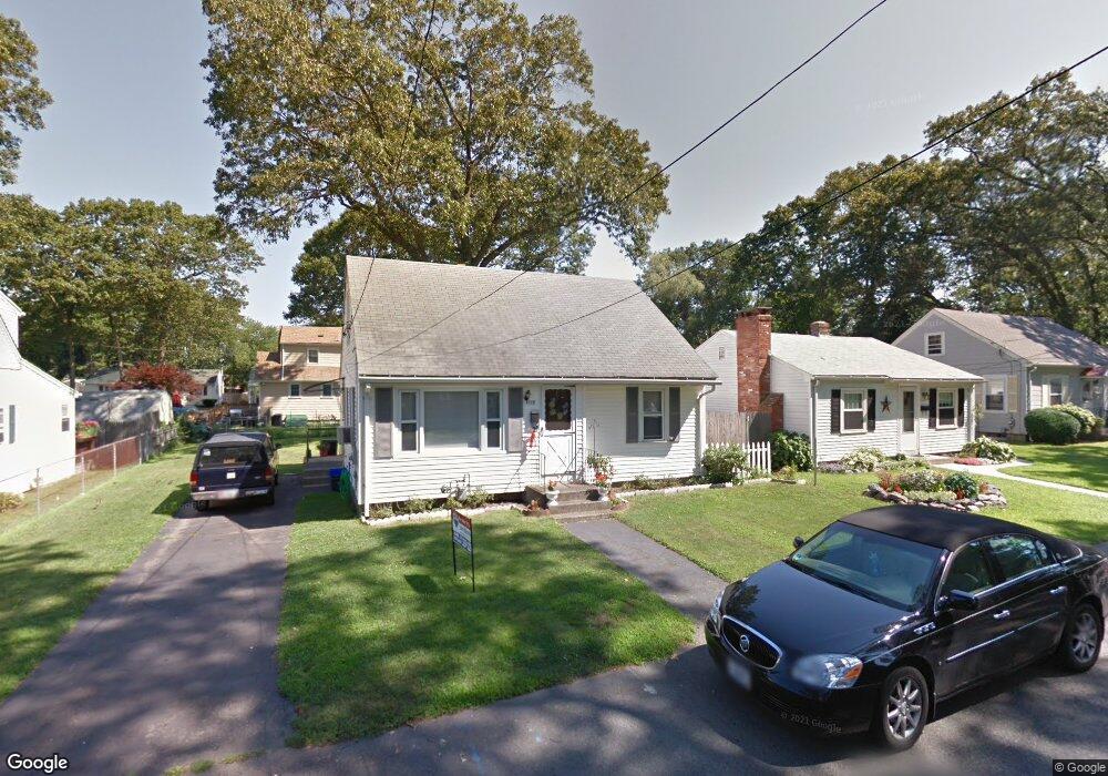 117 Pine Crest Dr, Riverside, RI 02915 - photo 1