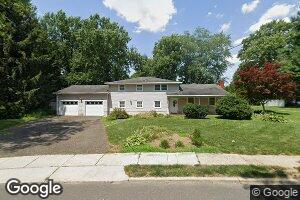 19 Griggs Rd, Cranbury, NJ 08512