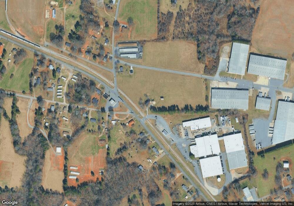 3522 Taylorsville Hwy, Statesville, NC 28625 - photo 1