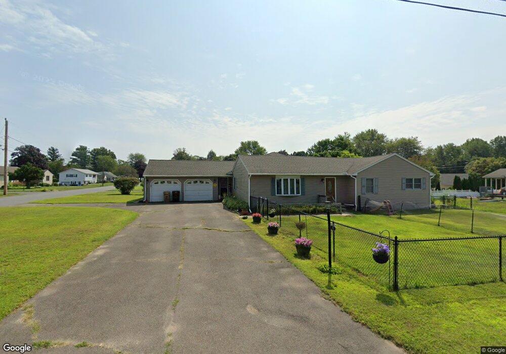 11 Acorn Ln, Ludlow, MA 01056 - photo 1