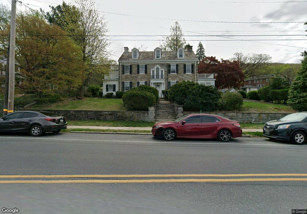 1305 Hampden Blvd unit F, Reading, PA 19604 - photo 1