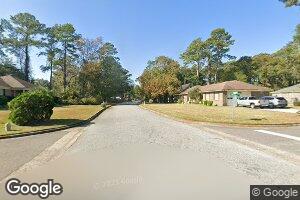 1 Sweet Gum Ct, Savannah, GA 31410
