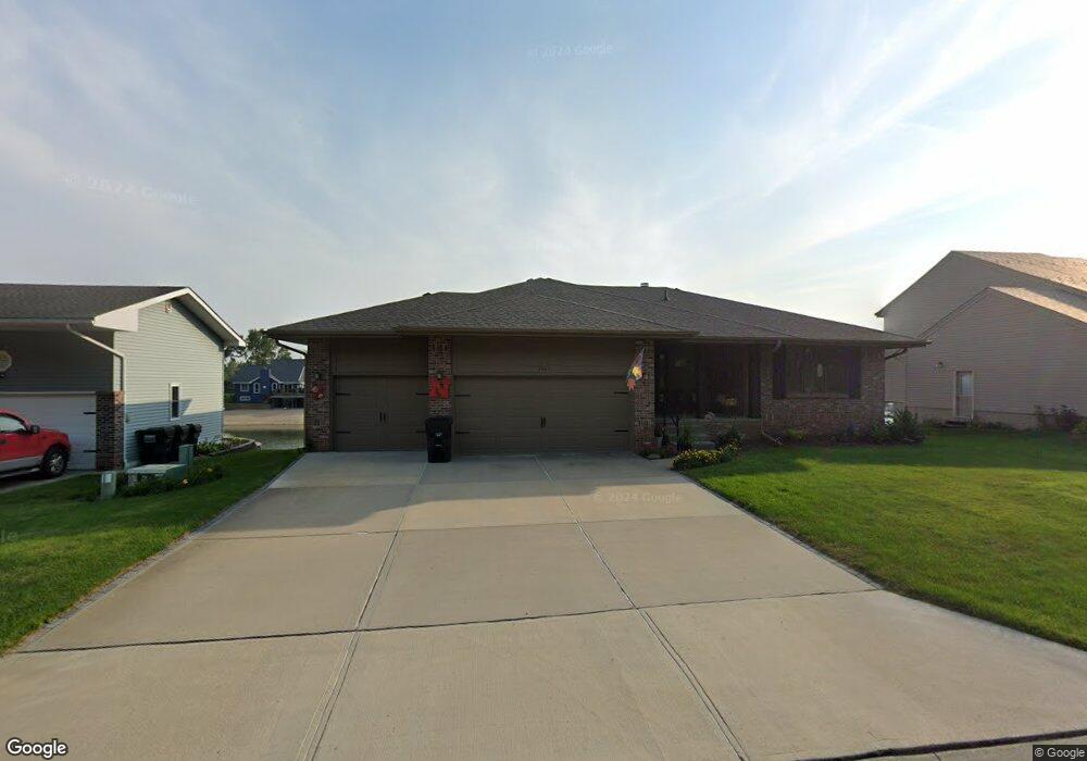 7817 Molokai Dr, Papillion, NE 68046 - photo 1