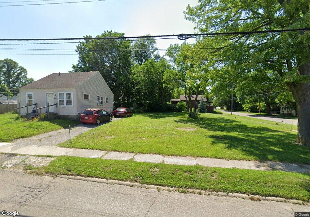 3106 S Grand Traverse St, Flint, MI 48507 - photo 1