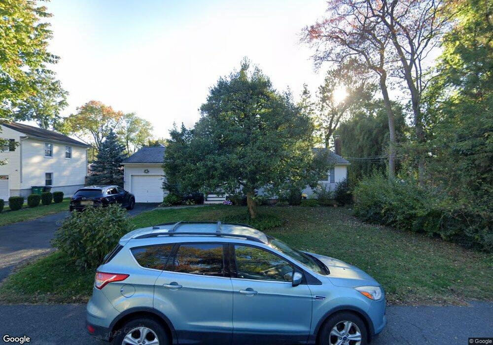 538 Cedar St, Scotch Plains, NJ 07076 - photo 1