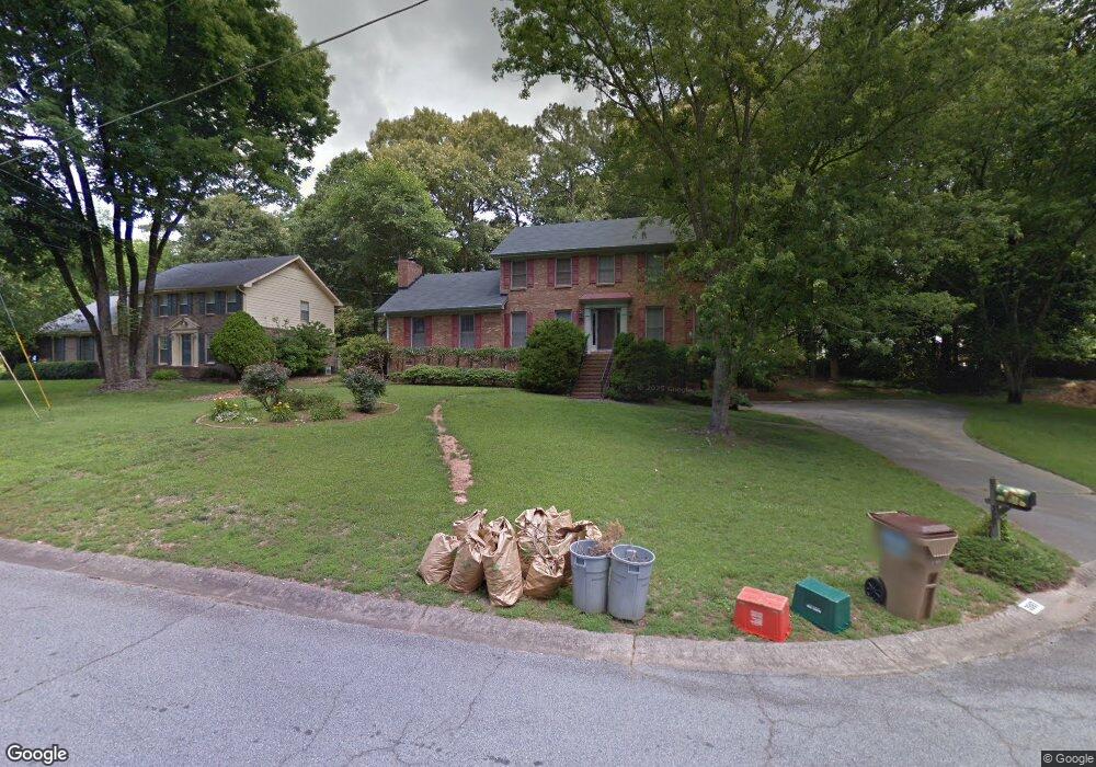 3987 Secluded Cir SW, Lilburn, GA 30047 - photo 1