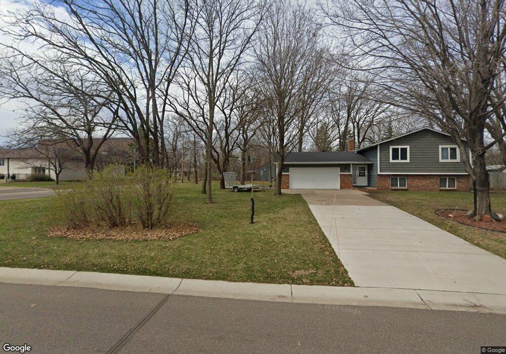 10410 Hummingbird St NW, Coon Rapids, MN 55433 - photo 1