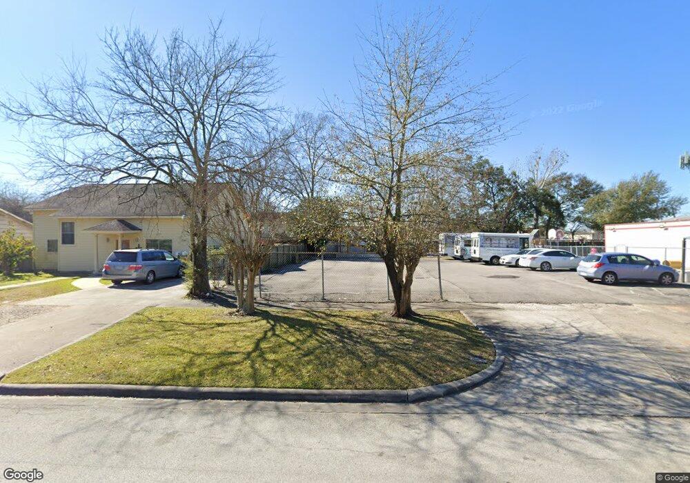 3930 Erie St, Houston, TX 77087 - photo 1