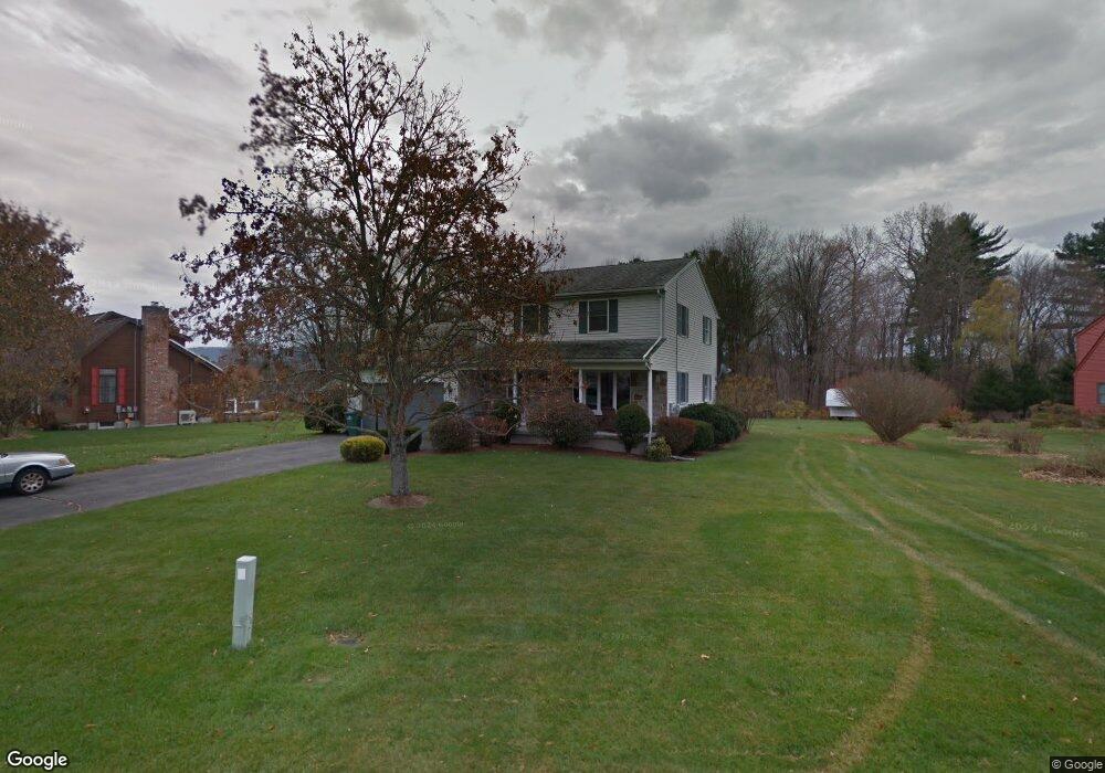 10 Oakridge Cir, Easthampton, MA 01027 - photo 1