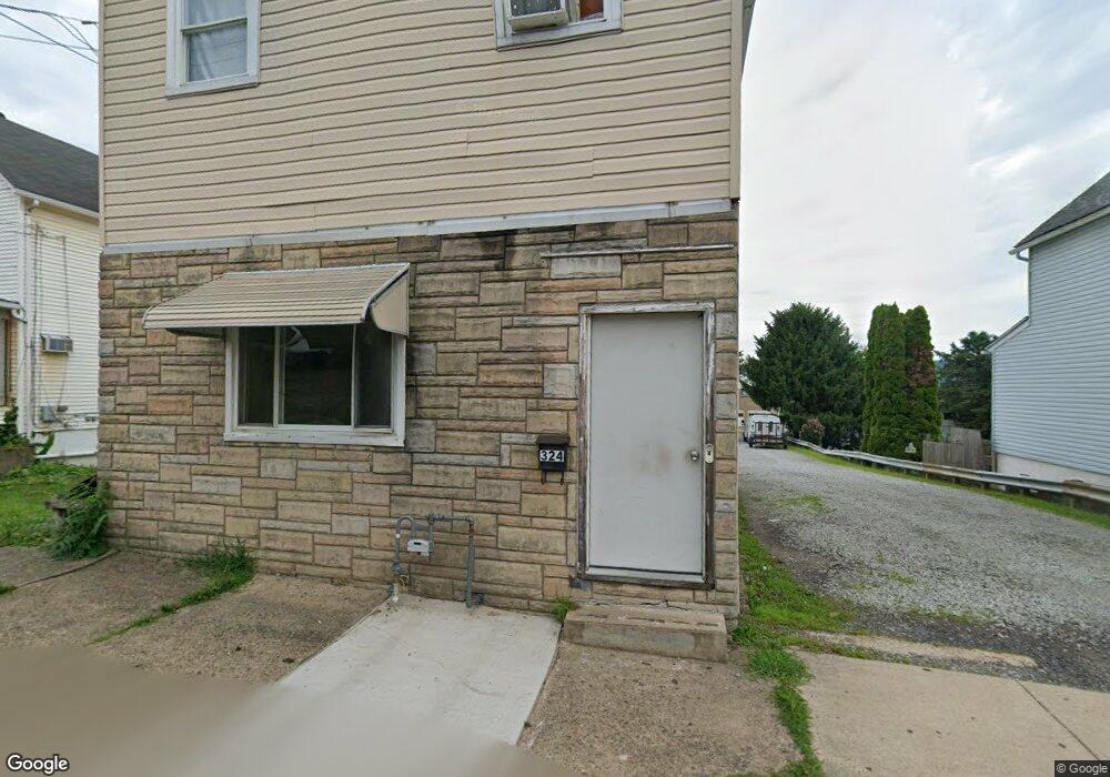 324 Longfellow St, Vandergrift, PA 15690 - photo 1