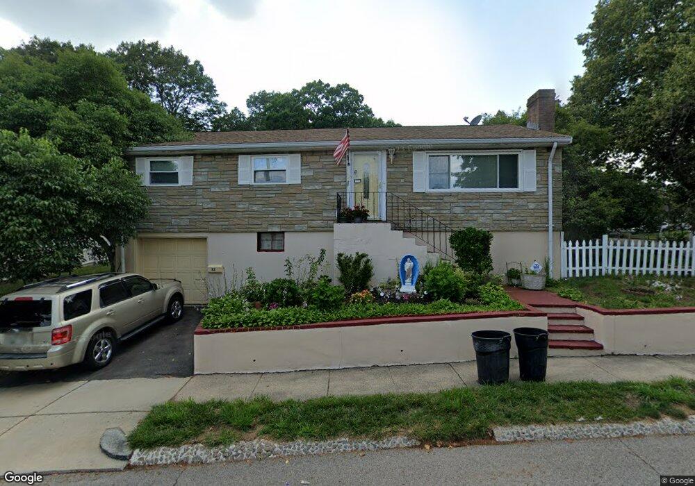 22 Ridgeview Ave, Mattapan, MA 02126 - photo 1