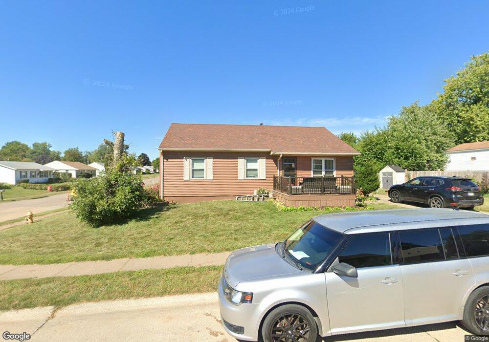 5324 Davie St, Davenport, IA 52806 - photo 1