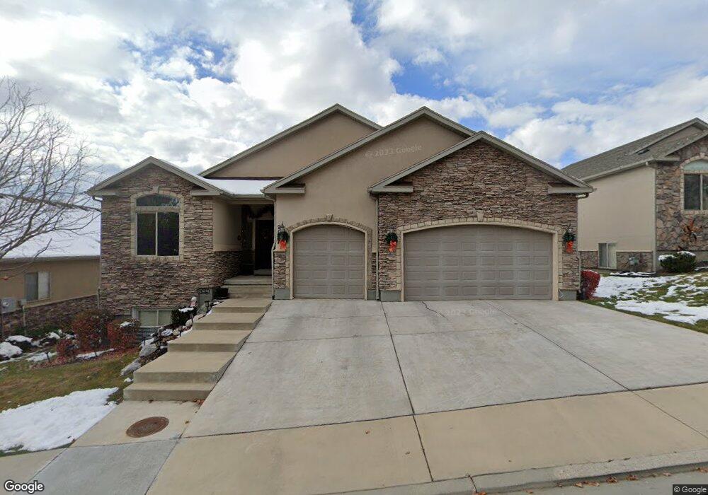 9077 N Hillside Dr, Cedar Hills, UT 84062 - photo 1