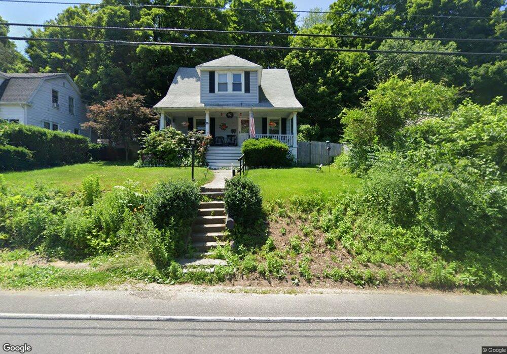 74 Maple St, Seymour, CT 06483 - photo 1