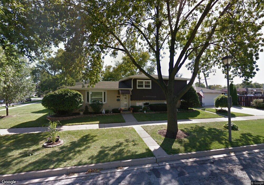 516 S Saylor Ave, Elmhurst, IL 60126 - photo 1